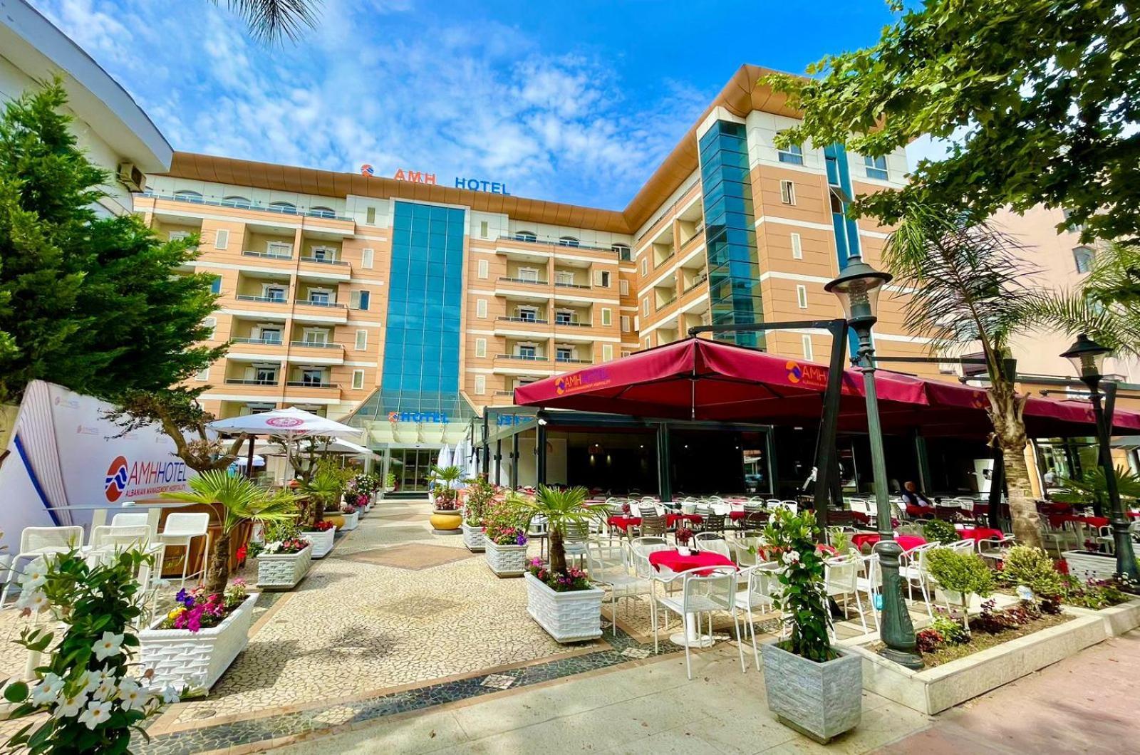 Amh Hotel Durres Durrës Exterior foto
