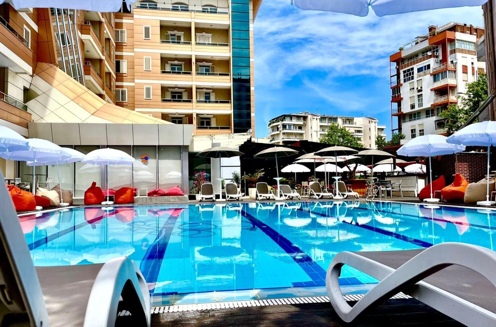 Amh Hotel Durres Durrës Exterior foto