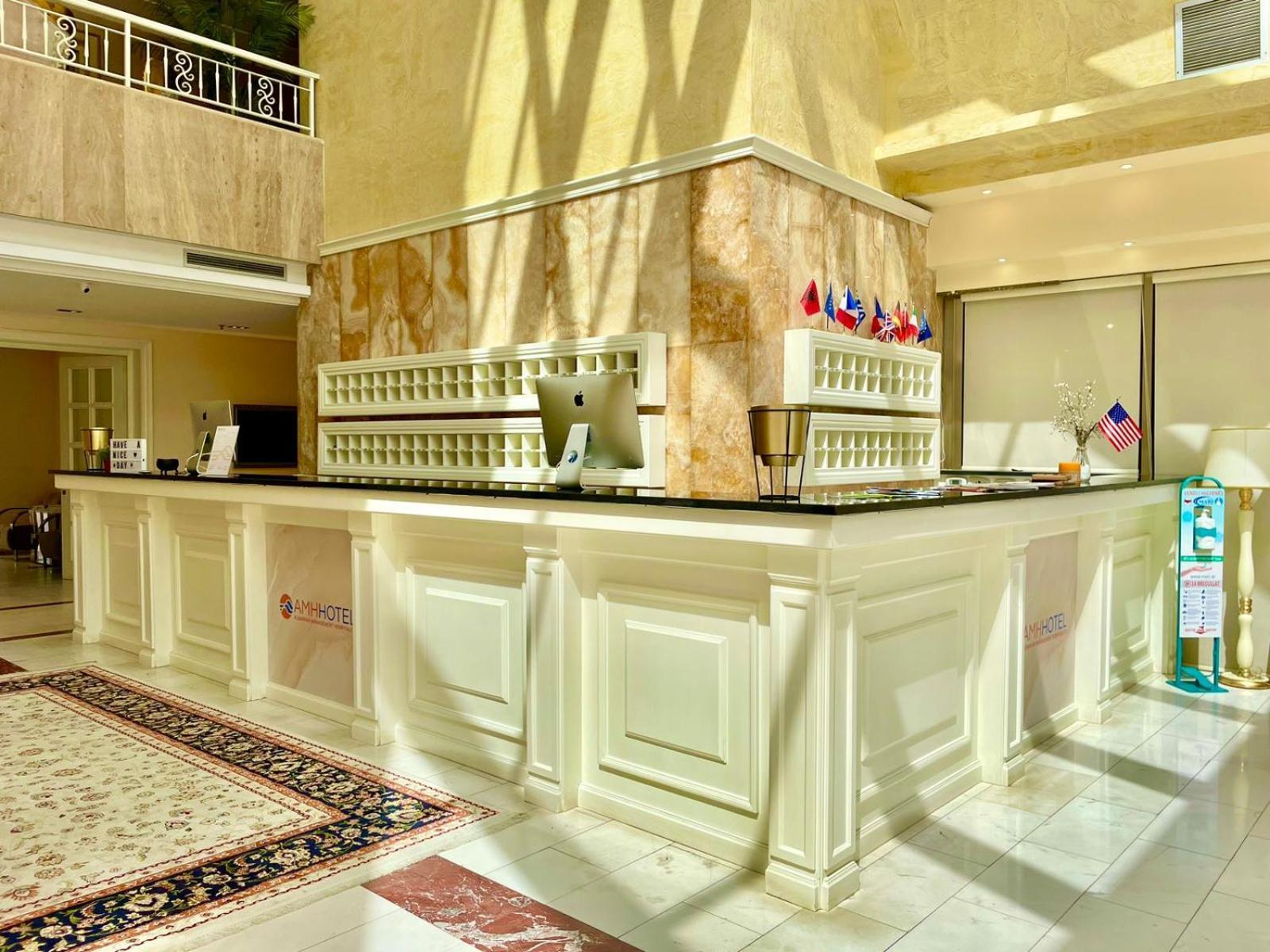 Amh Hotel Durres Durrës Exterior foto