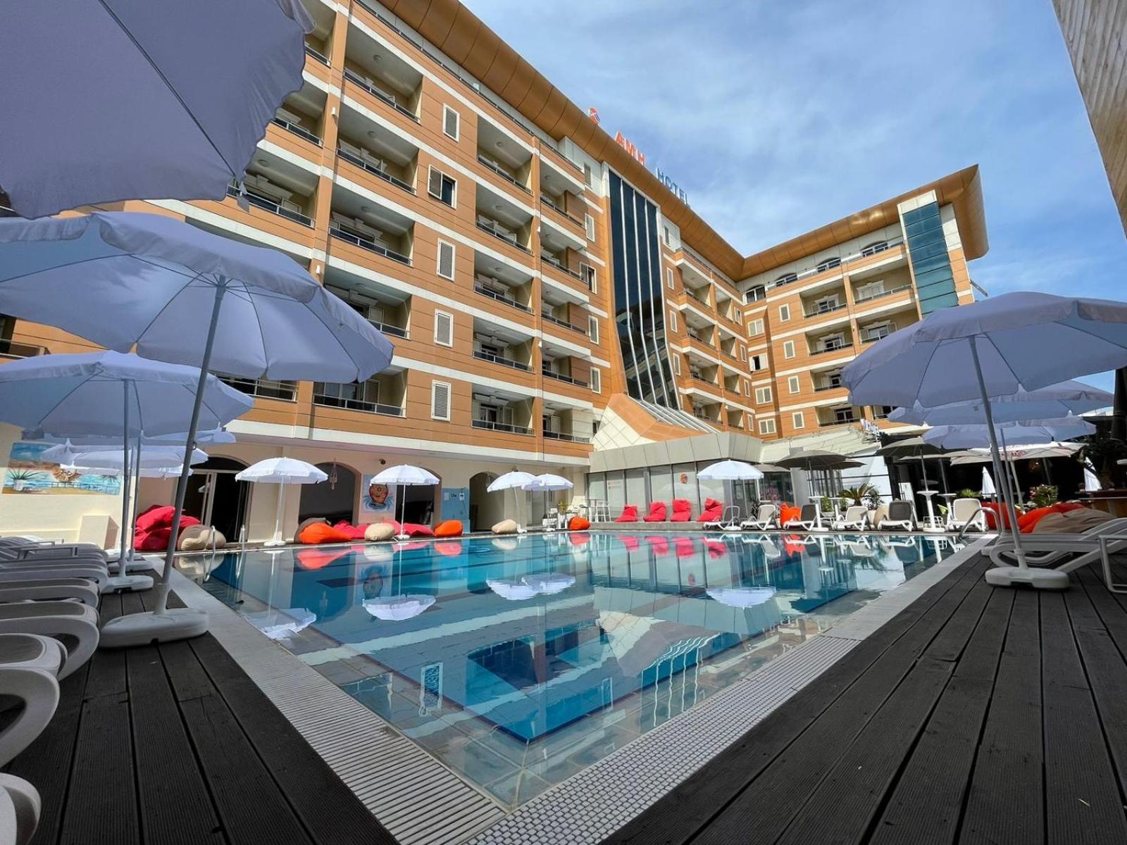 Amh Hotel Durres Durrës Exterior foto